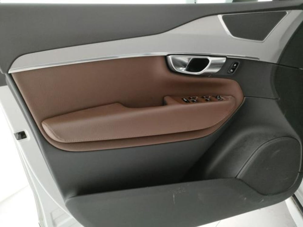 Volvo XC90 usata a Modena (11)