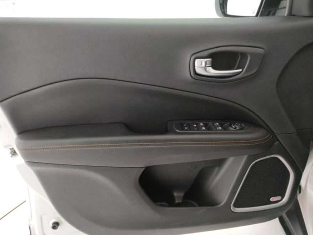Jeep Compass usata a Modena (11)