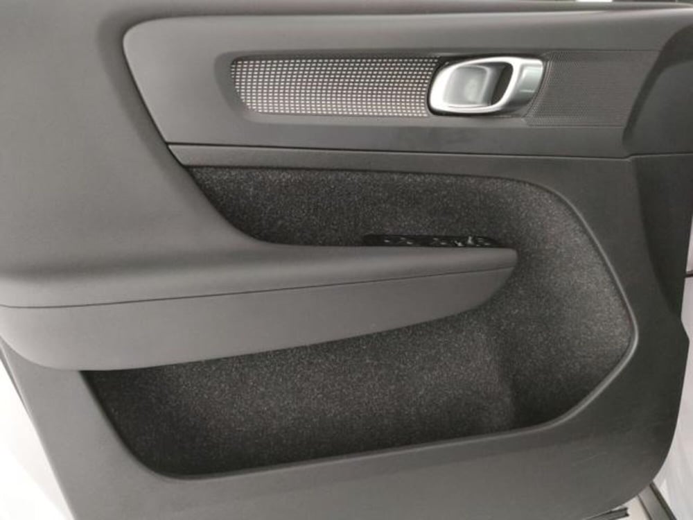 Volvo XC40 usata a Modena (12)