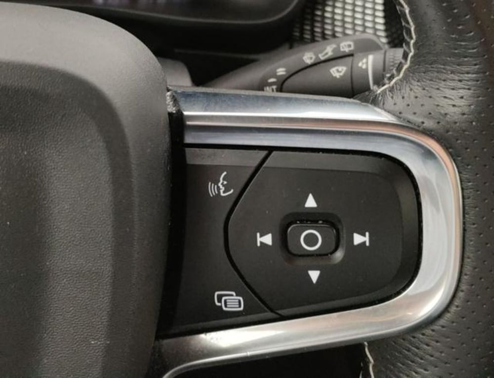 Volvo XC40 usata a Modena (20)