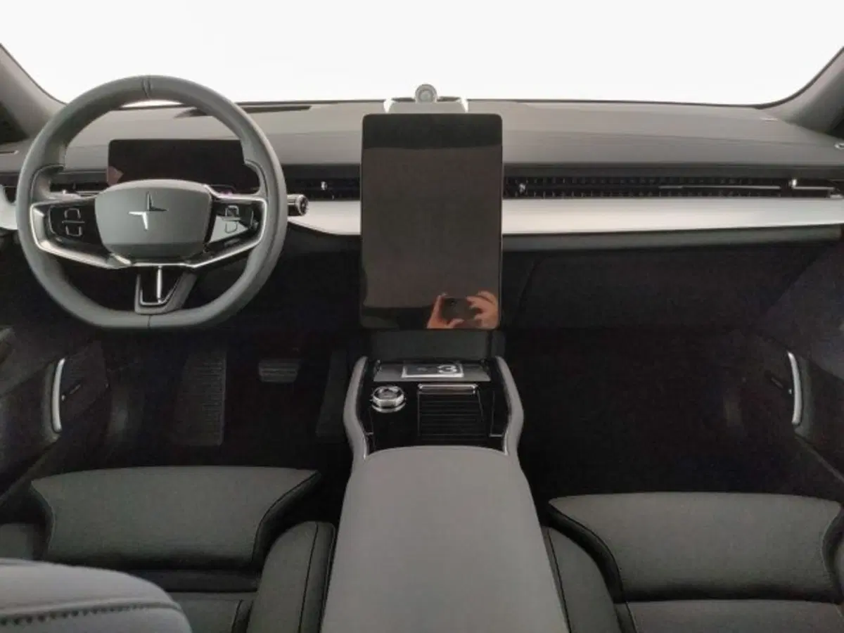 Polestar Polestar 3 nuova a Modena (12)