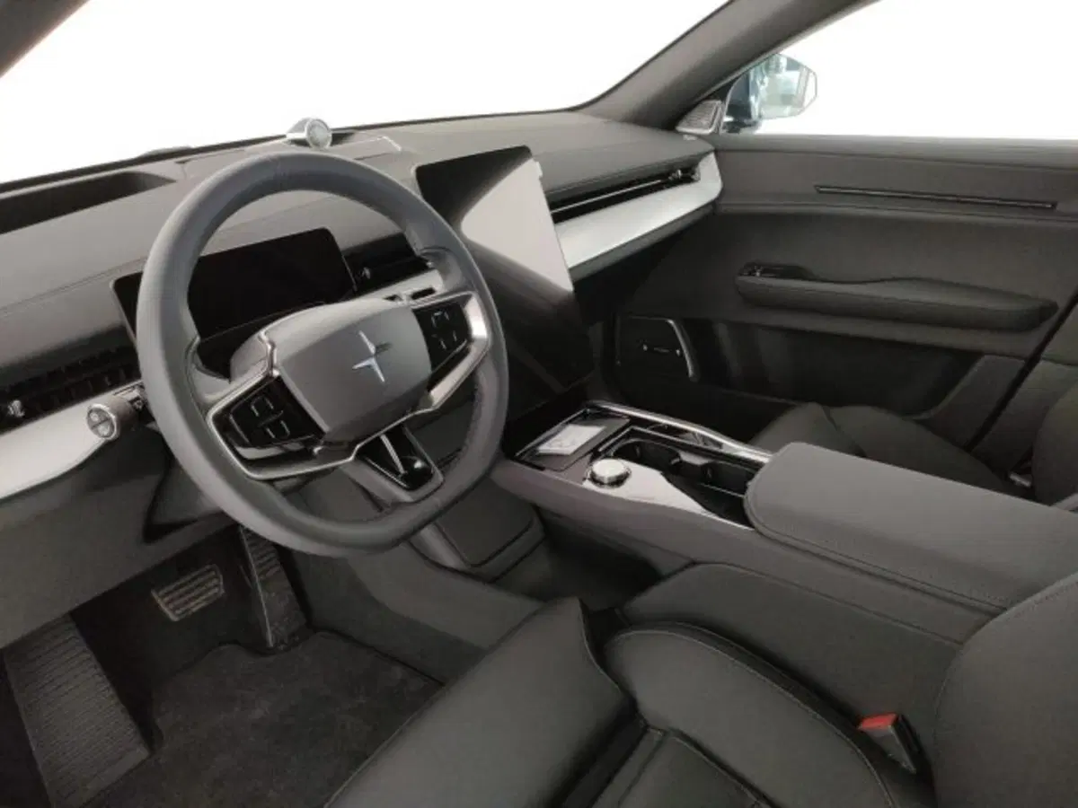 Polestar Polestar 3 nuova a Modena (9)