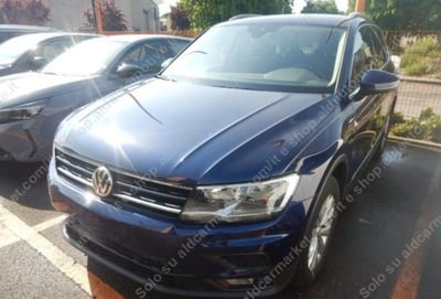 Volkswagen Tiguan 2.0 TDI SCR DSG 4MOTION Business BMT del 2020 usata a Tricase