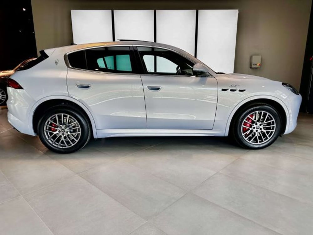 Maserati Grecale usata a Torino (4)