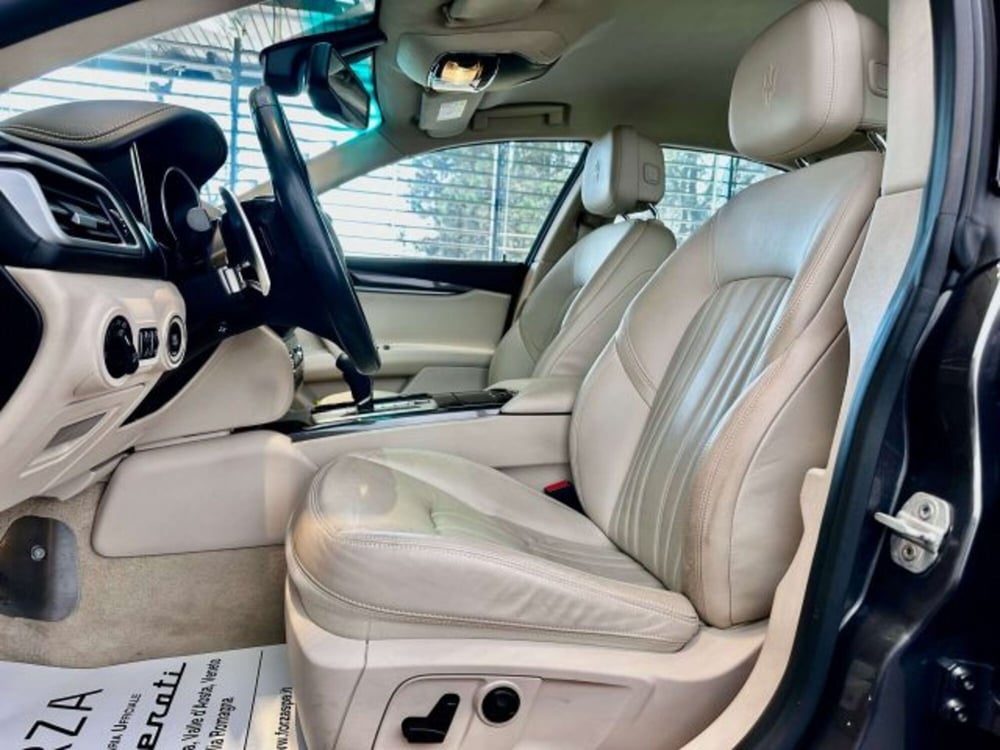 Maserati Ghibli usata a Torino (10)