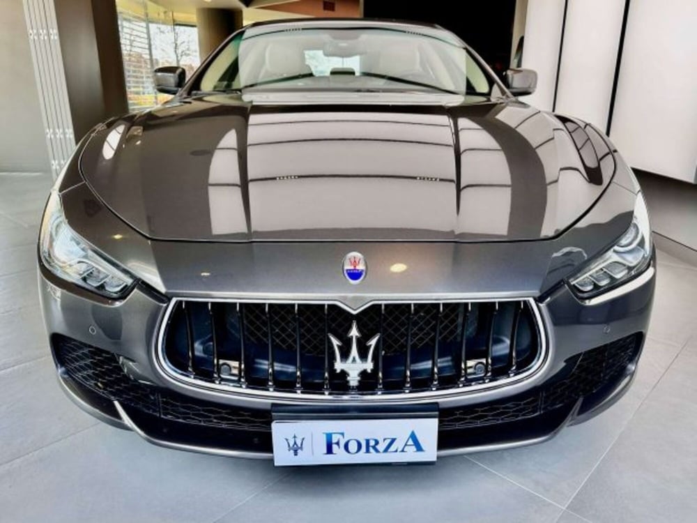 Maserati Ghibli usata a Torino (2)