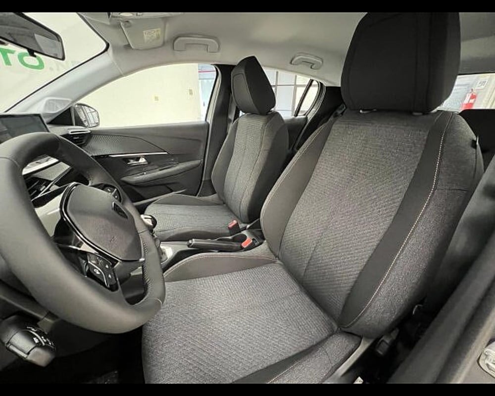Peugeot 208 nuova a Alessandria (12)
