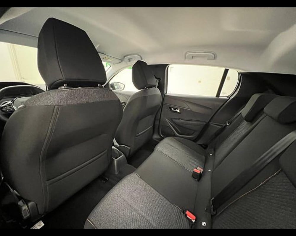 Peugeot 208 nuova a Alessandria (13)