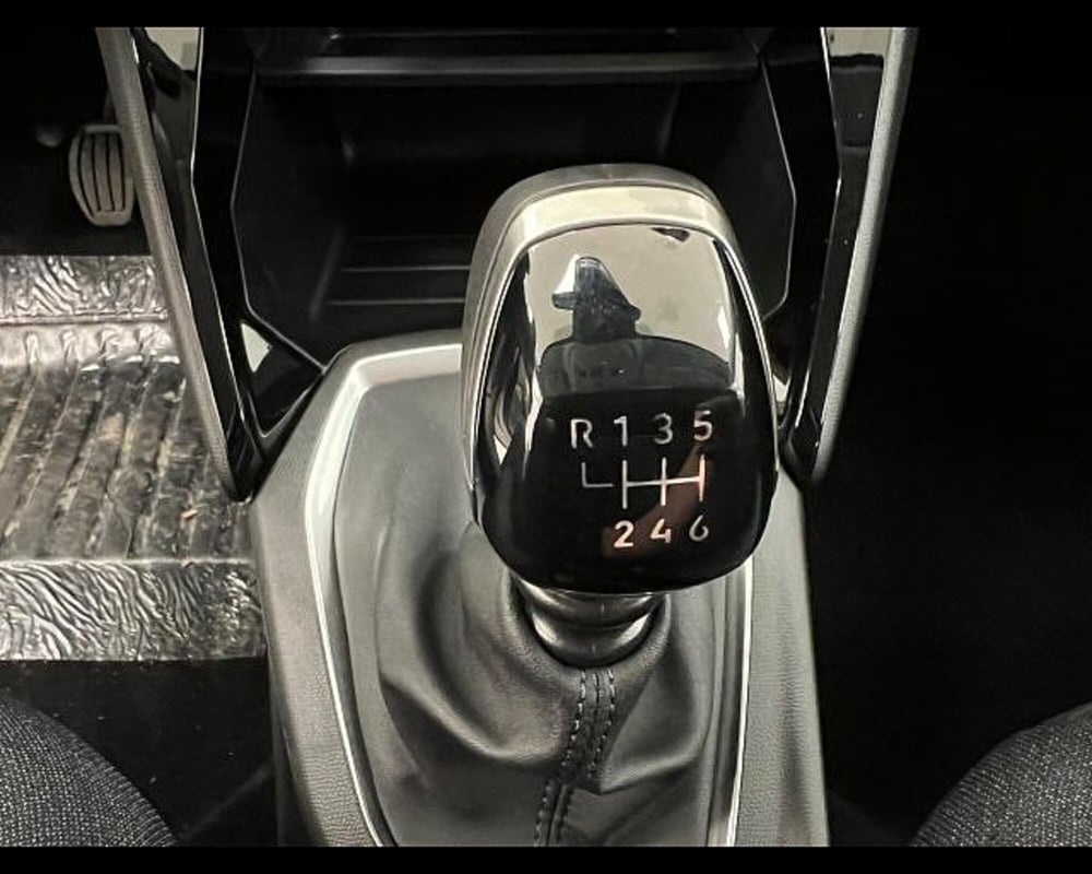 Peugeot 208 nuova a Alessandria (15)
