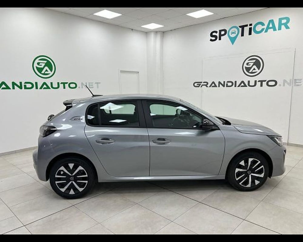 Peugeot 208 nuova a Alessandria (2)