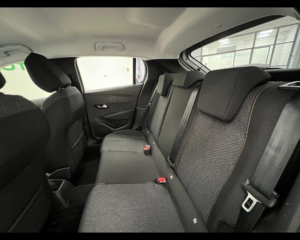 Peugeot 208 nuova a Alessandria (8)