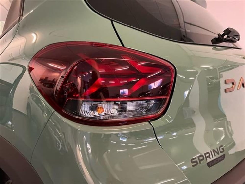 Dacia Spring nuova a Como (7)