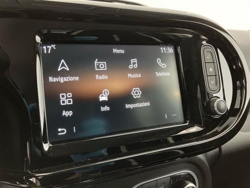 Renault Twingo usata a Como (13)