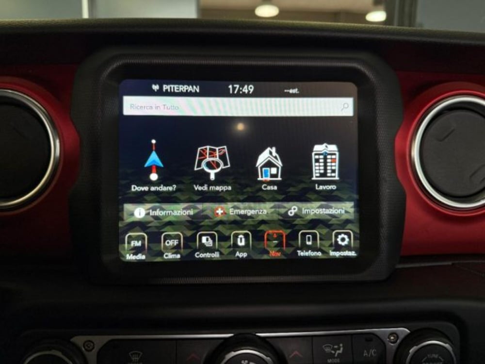 Jeep Wrangler Unlimited usata a Bologna (17)