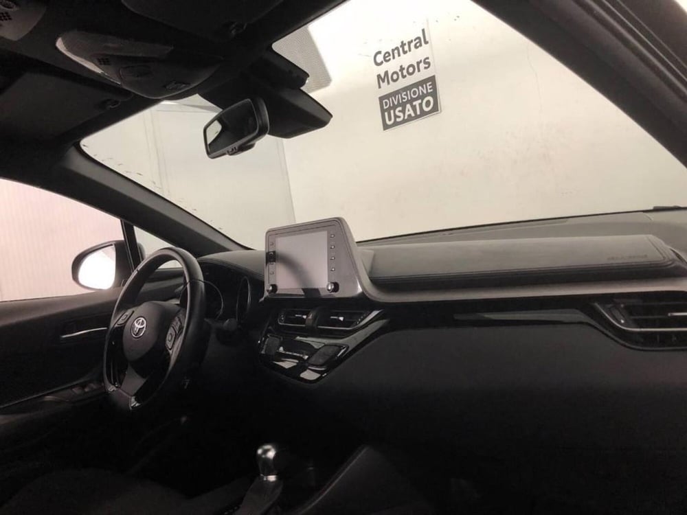 Toyota Toyota C-HR usata a Torino (9)