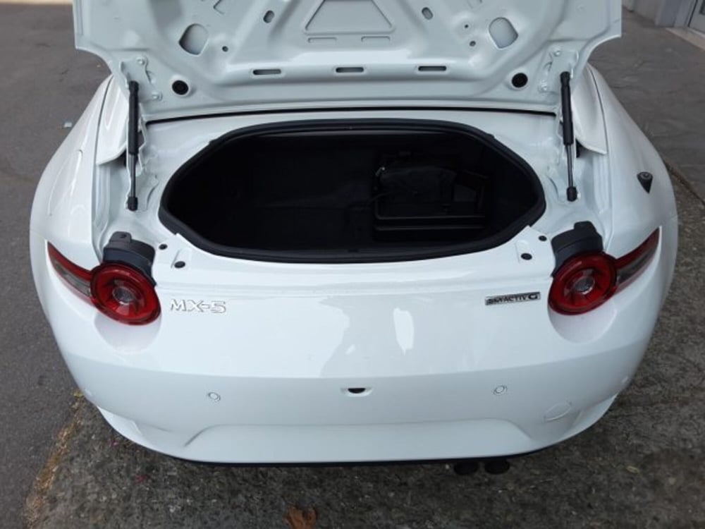 Mazda MX-5 nuova a Firenze (13)