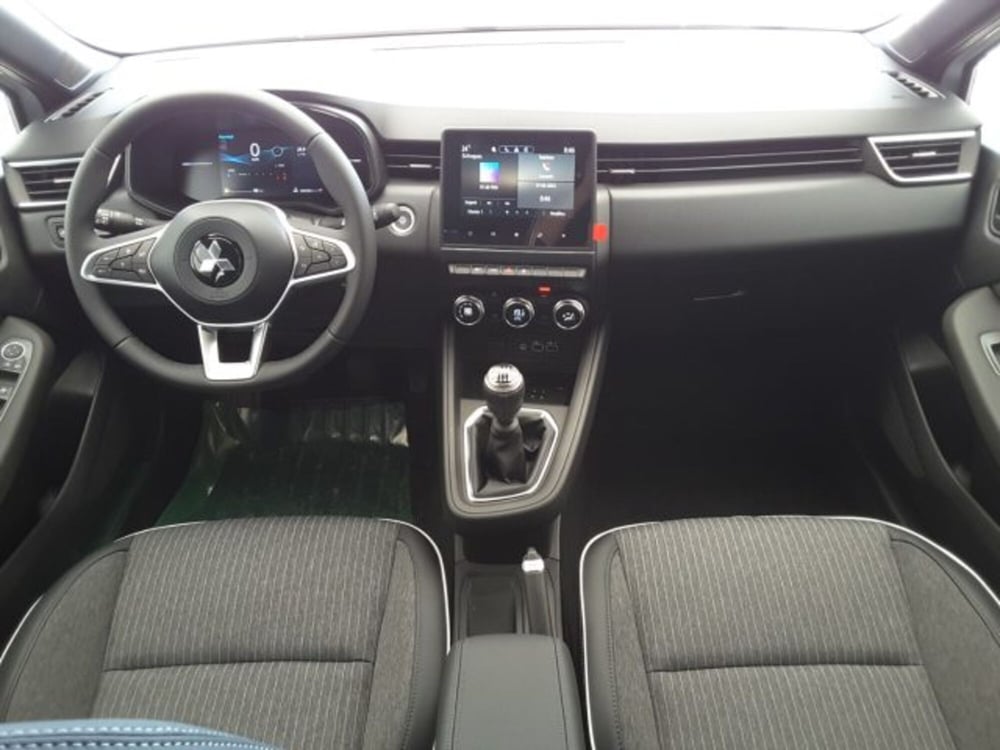 Mitsubishi Colt nuova a Firenze (9)