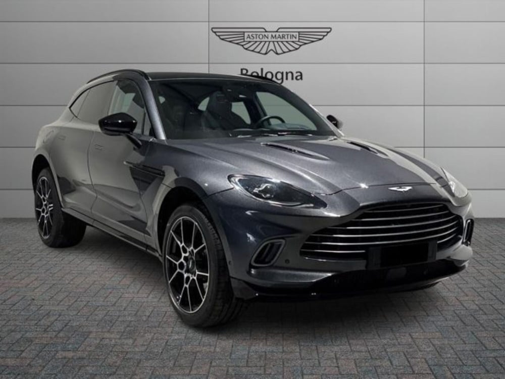 Aston Martin DBX usata a Bologna
