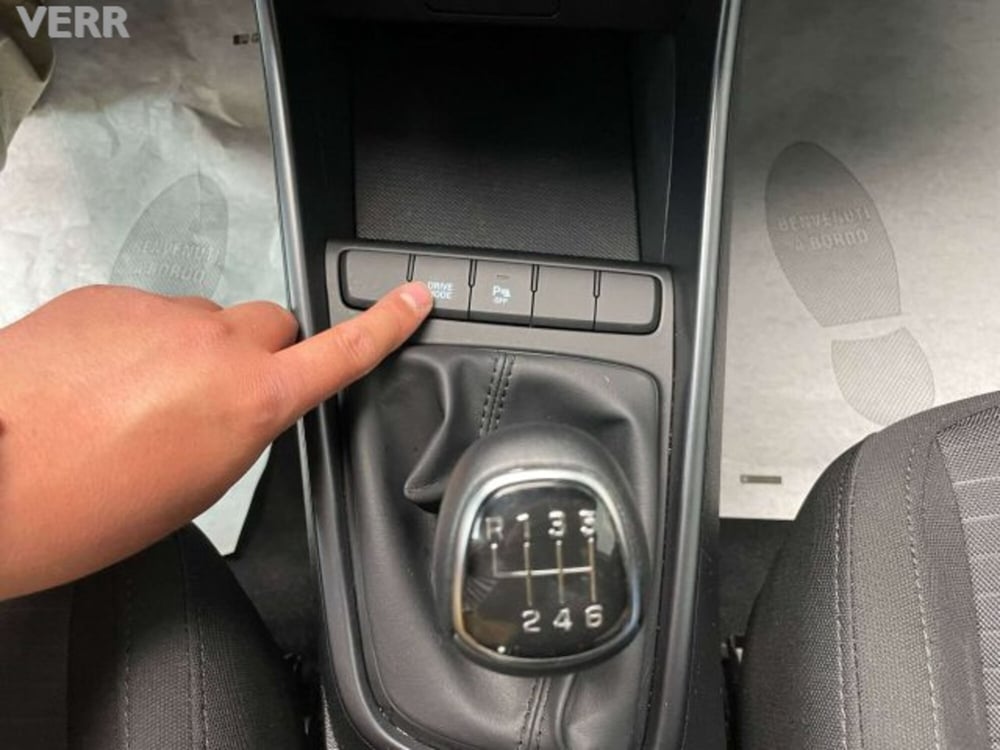 Hyundai i20 usata a Milano (13)
