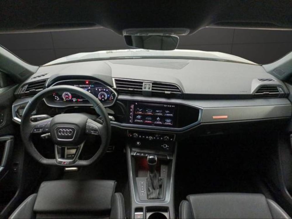Audi Q3 Sportback usata a Milano (10)