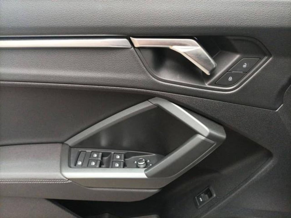 Audi Q3 Sportback usata a Milano (17)