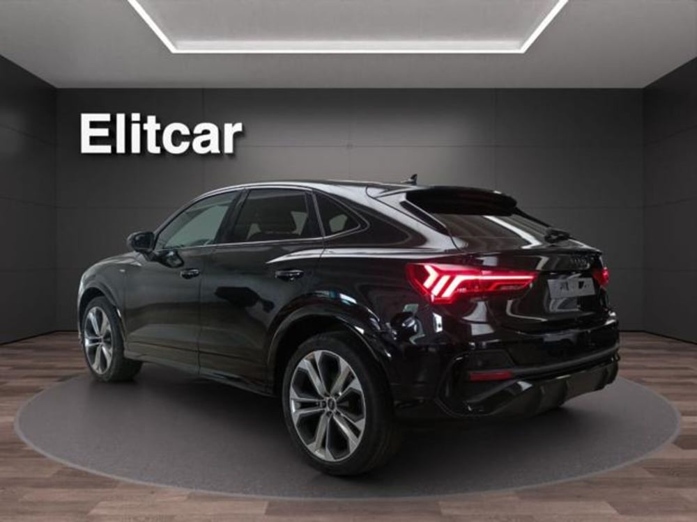 Audi Q3 Sportback usata a Milano (8)