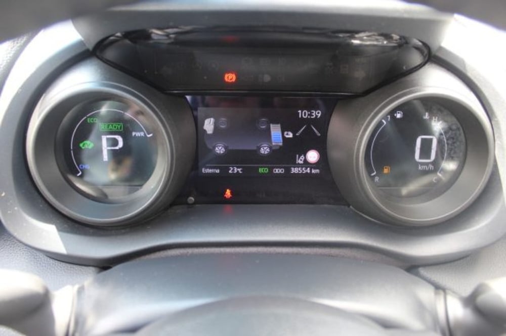 Toyota Yaris Cross usata a Roma (13)