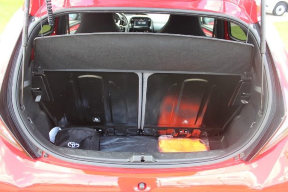 Toyota Aygo usata a Roma (11)