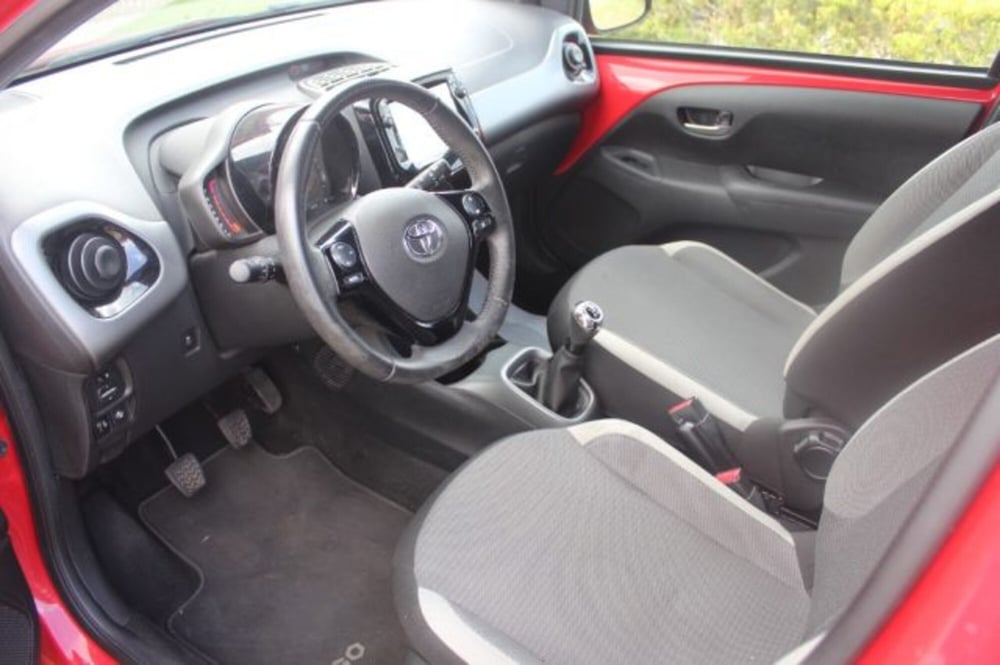 Toyota Aygo usata a Roma (12)