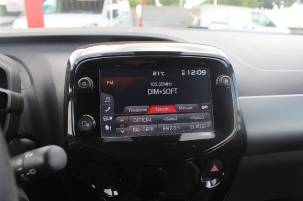 Toyota Aygo usata a Roma (17)