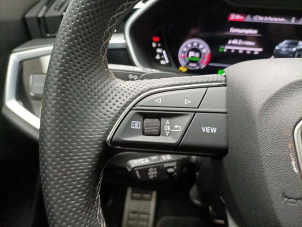 Audi Q3 Sportback usata a Milano (12)