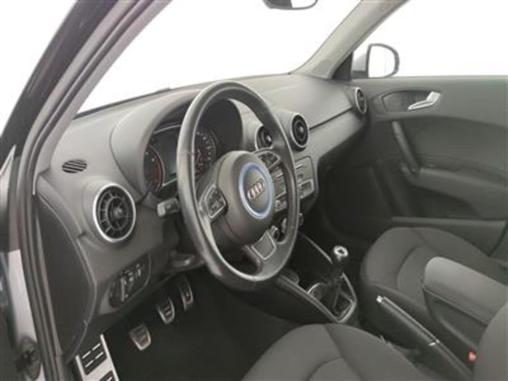 Audi A1 Sportback usata a Bari (14)