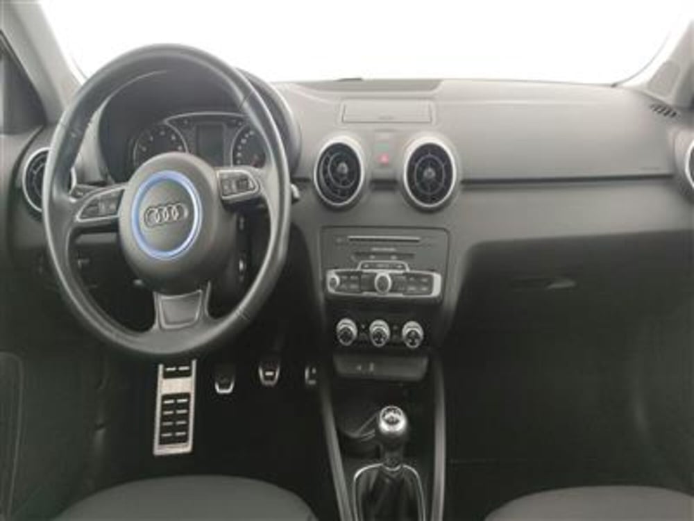 Audi A1 Sportback usata a Bari (15)