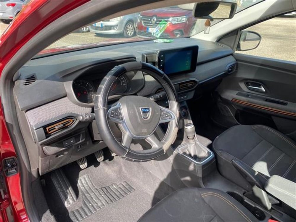 Dacia Sandero usata a Roma (8)