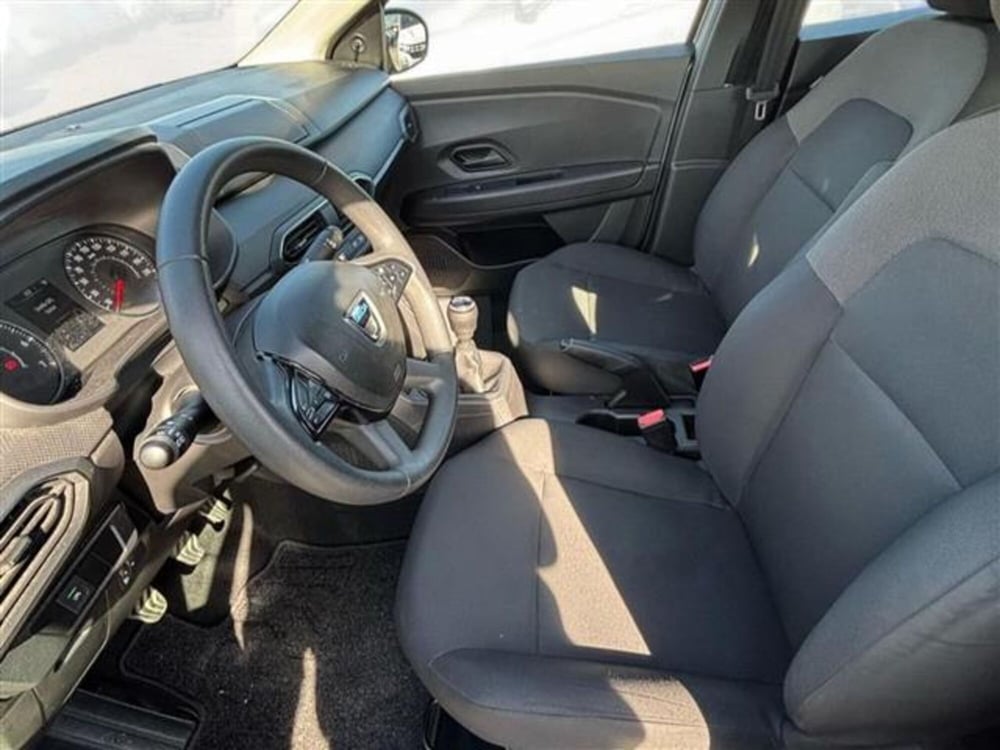 Dacia Sandero usata a Livorno (9)