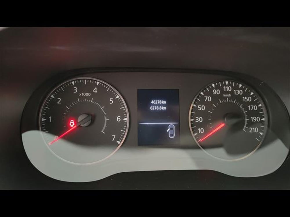 Dacia Duster usata a Milano (14)
