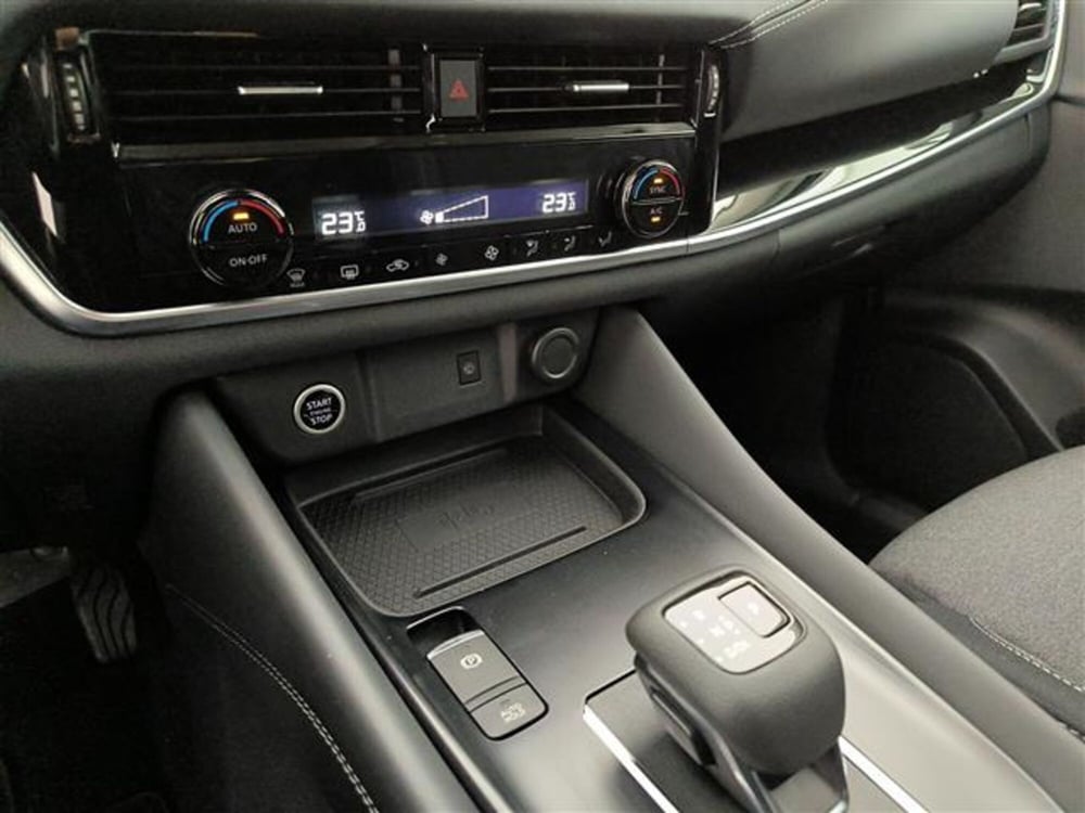 Nissan Qashqai usata a Milano (11)