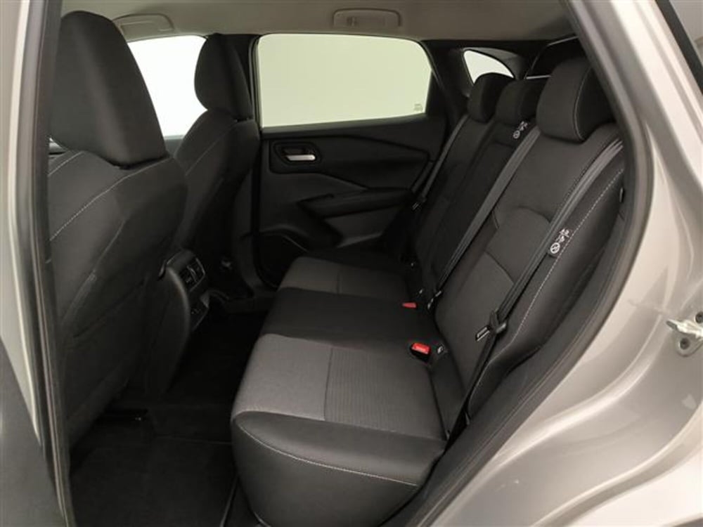 Nissan Qashqai usata a Milano (12)