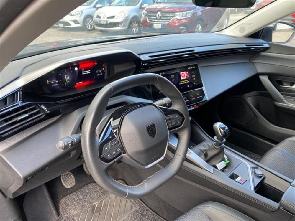 Peugeot 308 usata a Roma (9)
