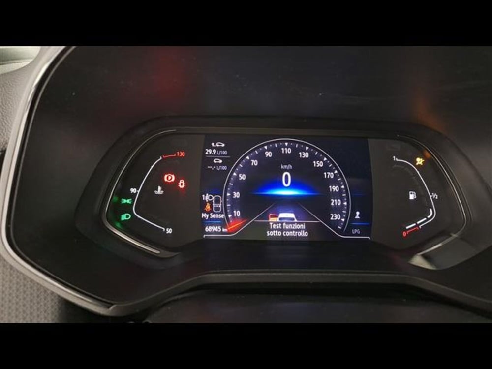 Renault Clio usata a Milano (11)