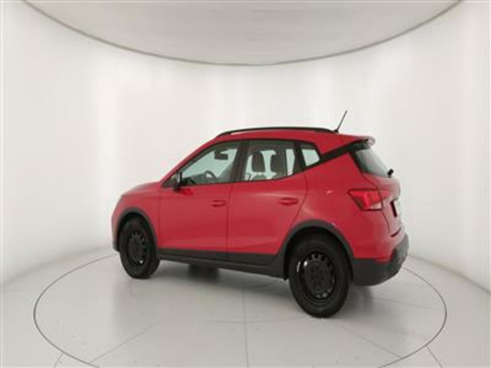 SEAT Arona usata a Bari (4)