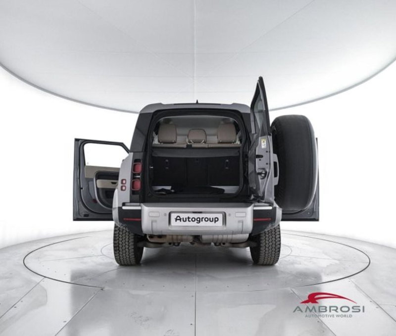 Land Rover Defender usata a Perugia (7)