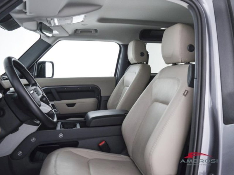 Land Rover Defender usata a Perugia (9)