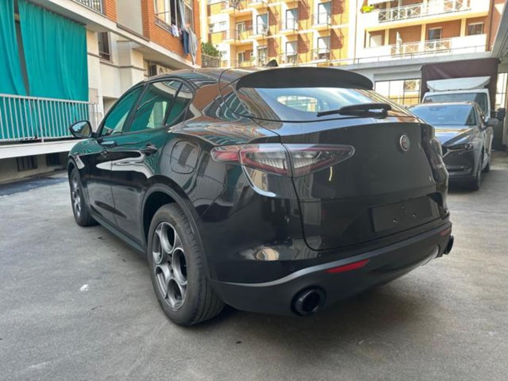 Alfa Romeo Stelvio usata a Torino (6)