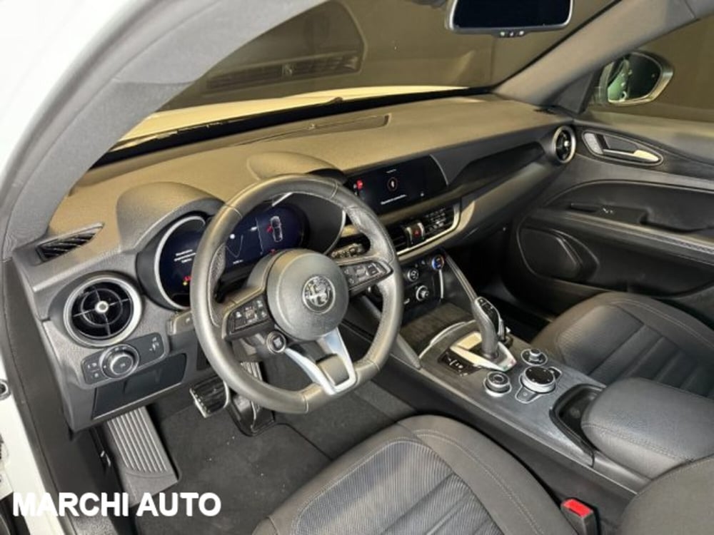 Alfa Romeo Stelvio usata a Perugia (10)