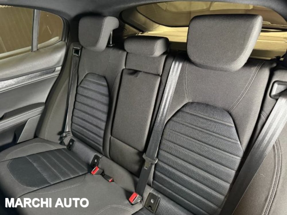 Alfa Romeo Stelvio usata a Perugia (12)
