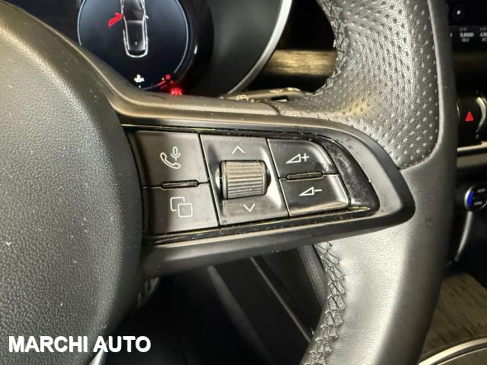Alfa Romeo Stelvio usata a Perugia (16)