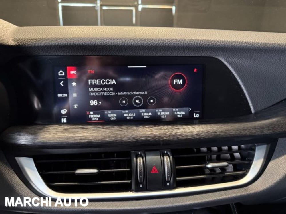 Alfa Romeo Stelvio usata a Perugia (18)
