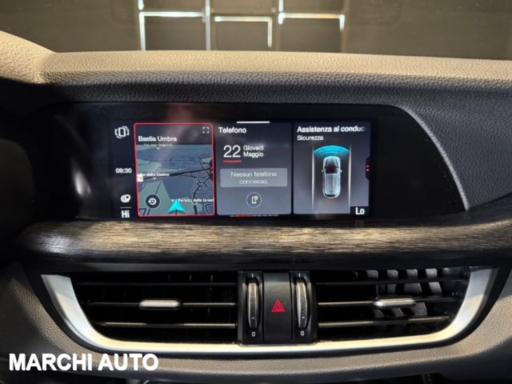 Alfa Romeo Stelvio usata a Perugia (19)
