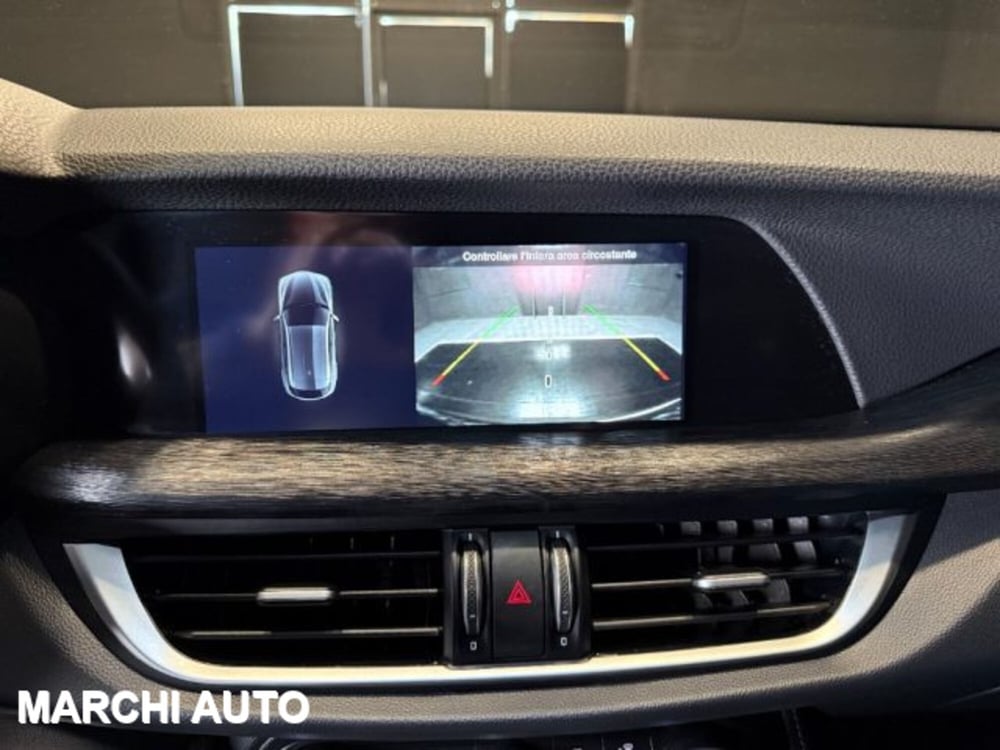 Alfa Romeo Stelvio usata a Perugia (20)